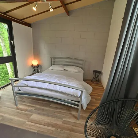 Semi-detached Bungalow For 6 People Next To The Lac De Vallee De Rabais 別荘 *